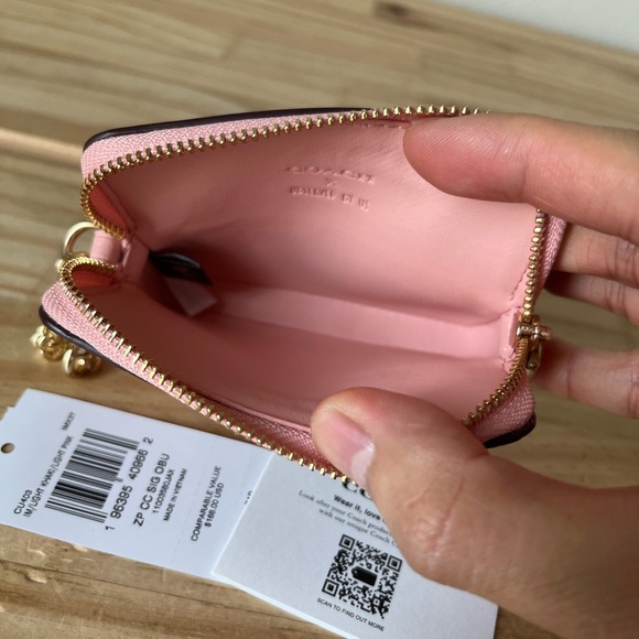 Coach Card Case🎈🎈 - Picture 5 of 9